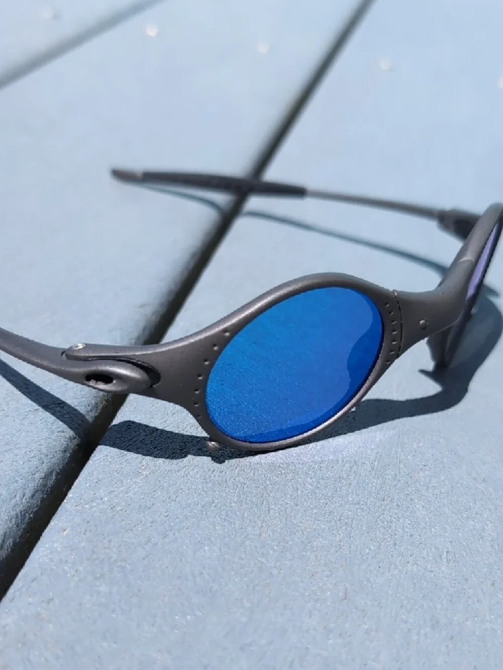 Oakley Mars X Metal Ultra-Rare Vintage Sunglasses Vibrant Blue Polarized